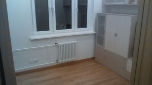 Результат уборки в комнате специалистами Москвовской клининговой компании CleanHouse